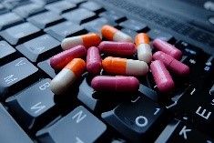 О розничной продаже лекарственных средств дистанционным способом